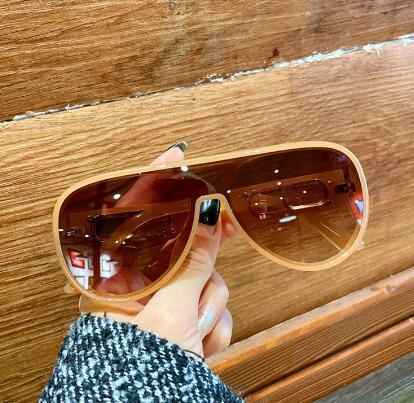 Anti-UV Aviator Sunglasses for Ultimate Sun Protection